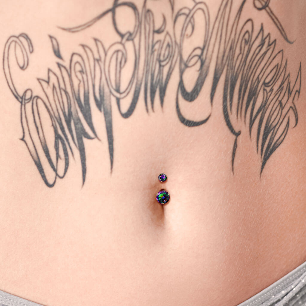 Belly Button Piercing Round Zirconia Internally Threaded