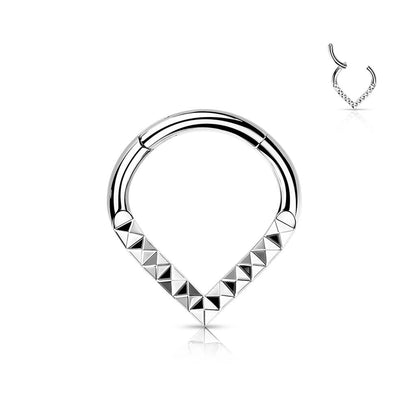 Titanio Anello Piercing Chevron con dentellatura piramidale Clicker